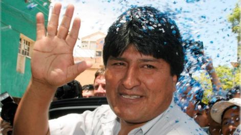 Evo Morales refugiado; su accionar político - Por José Luis Correa