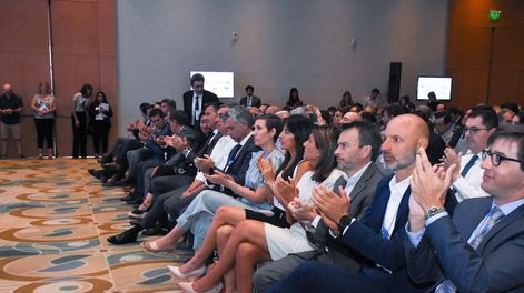 foro de inversiones y negocios: banco macro agoto localidades con una conferencia para pensar en grande