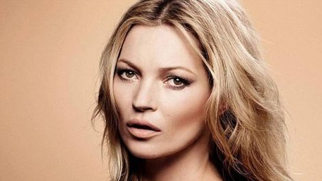 Kate Moss posó