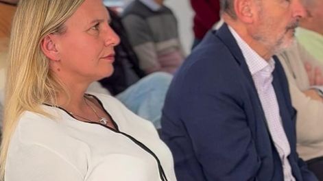 Emilce Jacobchuk acompañada por Rodolfo Vargas Arizu, ministro de Producción de Mendoza. &nbsp;