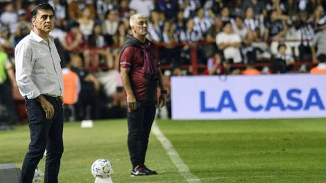 Los Andes | Gustavo Quinteros, tras ser campeón de la Liga Profesional con Vélez, se marcharía al Gremio de Porto Alegre.