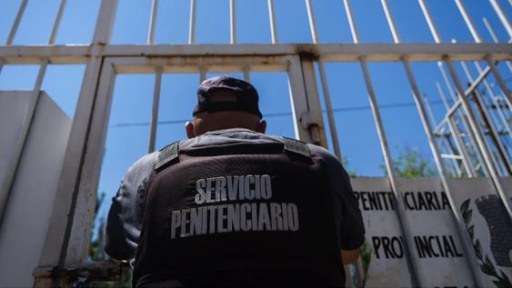 Abusaba de su hijastra mientras su pareja lo filmaba en Guaymallén: lo capturaron en Bolivia y seguirá preso (Imagen ilustrativa - Ignacio Blanco / Los Andes)