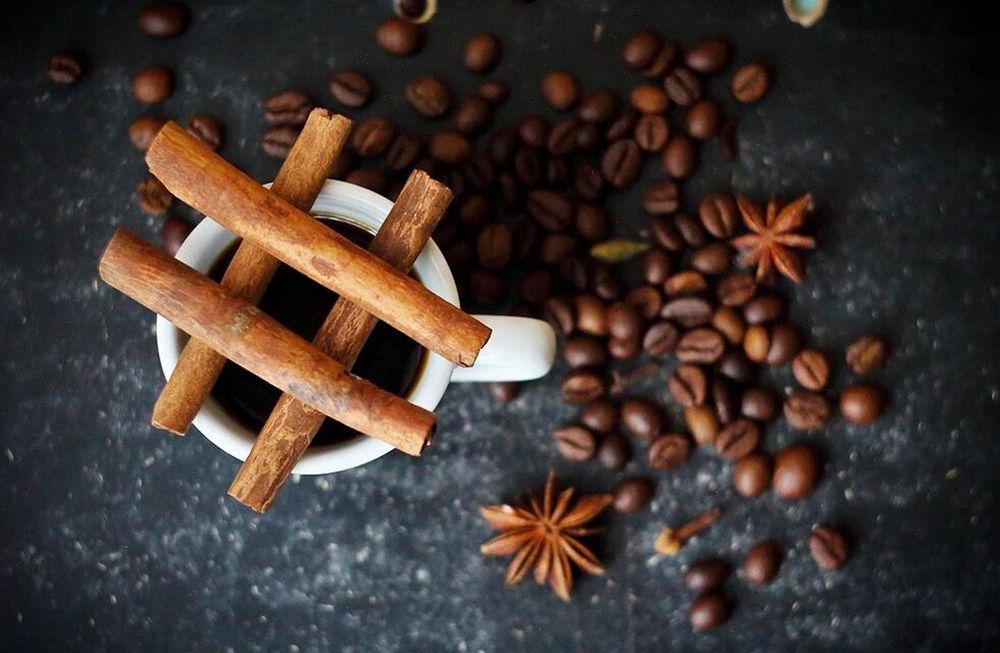 Esto ocurre si le echás canela al café. (web)