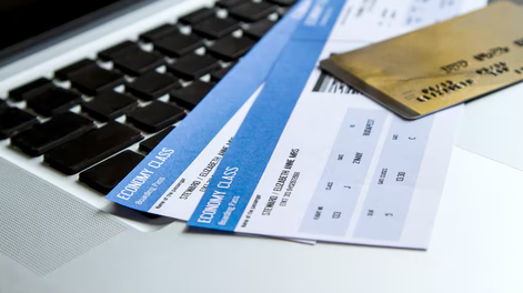 Compra de pasajes aéreos.