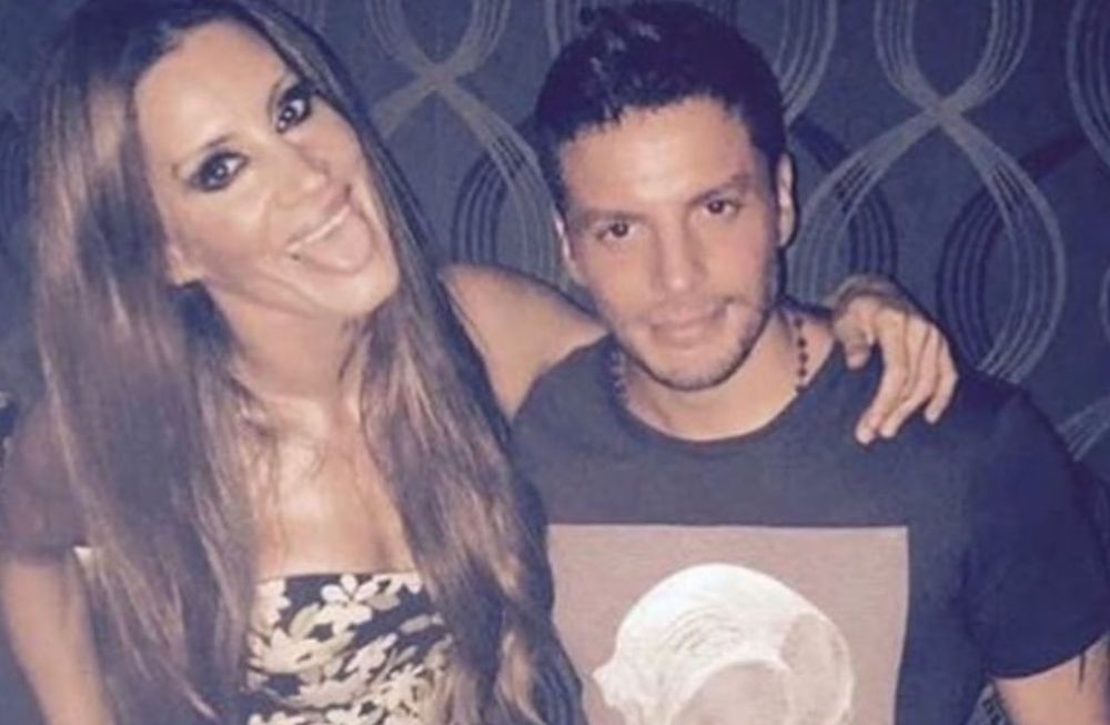 El periodista Ulises Jaitt se mostró enojado al señalar que “todo el país leyó el chat” de Fabiola Yañez “en dos días”, mientras que “la tablet de Natacha estuvo bloqueada durante cinco años”.