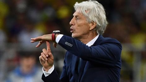 José Pekerman, al borde de las lágrimas, dejó la Selección de Colombia