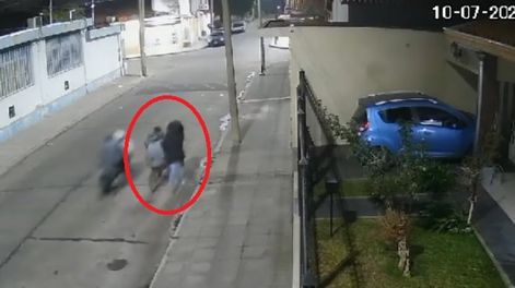 HORROR EN WILDE: MURIÓ EL NIÑO QUE FUE BALEADO EN UN TIROTEO ENTRE UN POLICÍA Y MOTOCHORROS