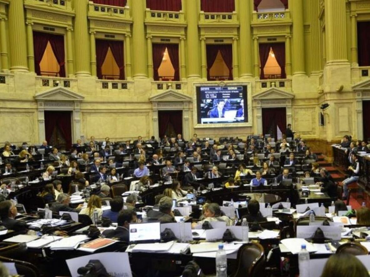 Demoliendo las piezas sin repuesto - Por Edgardo R. Moreno