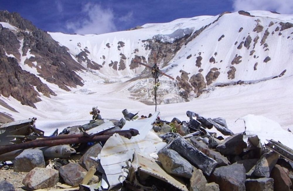 Cuánto cuesta una excursión al Valle de las Lágrimas, lugar donde está el avión de “La sociedad de la Nieve”