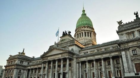 El proyecto de ley de Máximo Kirchner tiene un defecto de origen que genera una cadena de defectos. Alejandro Katz señaló con lucidez ese defecto: está apuntado a “la emoción” de las bases, a la satisfacción ideológica de los militantes.