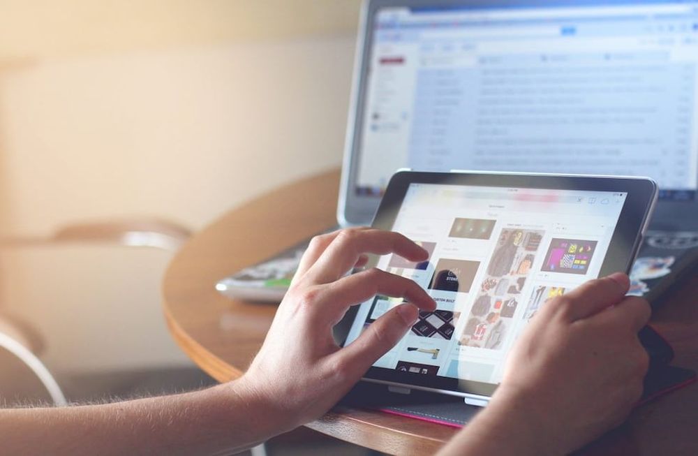 Zakupy online: 70% Argentyńczyków przed dokonaniem zakupu wyszukuje informacje w Internecie.