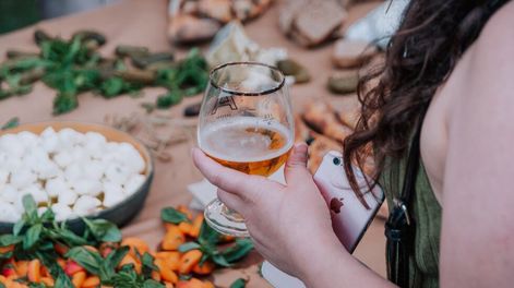 Durante cuatro días y en distintos puntos de Mendoza se podrá conseguir cerveza gratis. - Gentileza