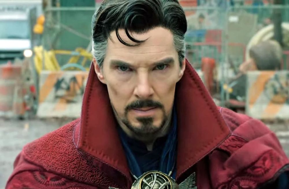 Benedict Cumberbatch interpreta al gran hechicero.
