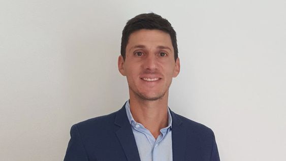 Camilo De Lillo, presidente regional de Junior Achievement.