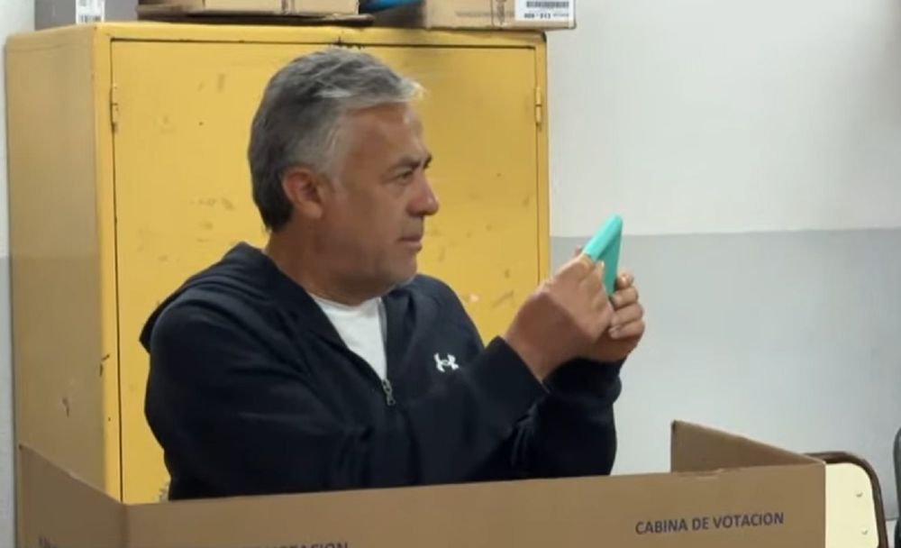 Alfredo Cornejo vota en las elecciones legislativas 2025 Alfredo Cornejo vota en las elecciones legislativas 2025