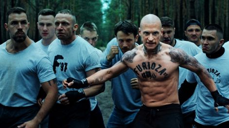 La secuela de una película polaca que está disponible en Netflix. La secuela de una película polaca que está disponible en Netflix.