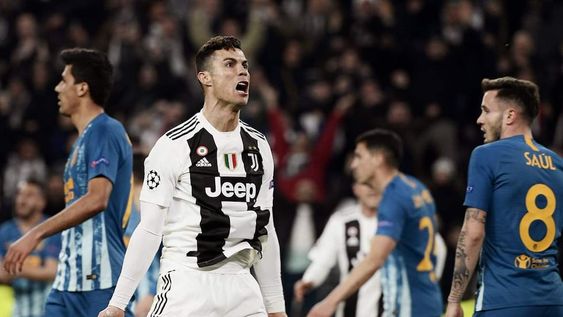 Juventus pasó a los cuartos de final por un hattrik de Cristiano Ronaldo