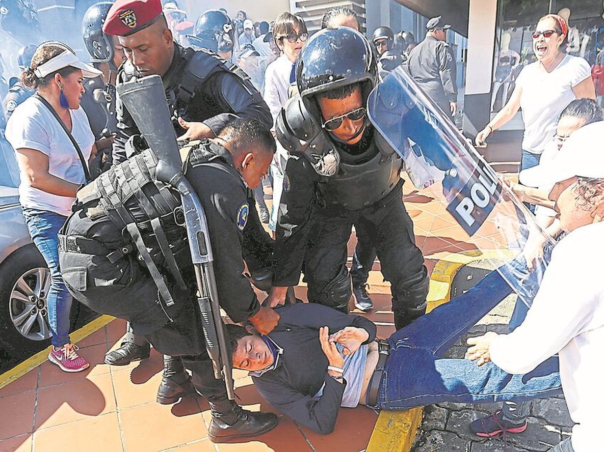 Nicaragua: Ortega, más aislado tras seis meses de protesta