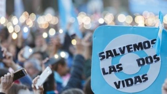 Con apoyo explícito de la Iglesia, “Los Celestes” comienzan con sus acciones para evitar la legalización del aborto