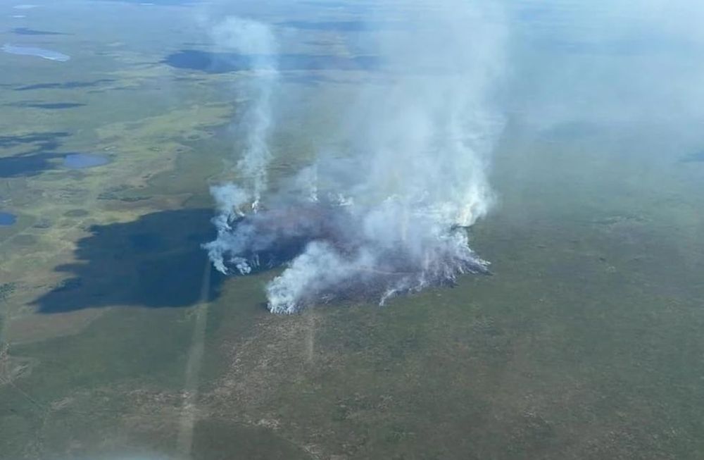 Los focos de incendio en el Portal Carambola, desde el aire.