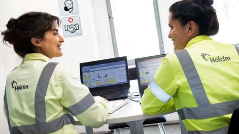 Holcim busca  jóvenes profesionales para incorporar en Mendoza. / Gentileza