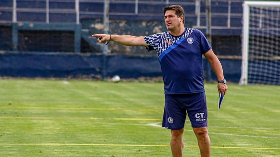 Marcelo Straccia, DT de Independiente Rivadavia, realizará una fuerte limpieza en la Lepra