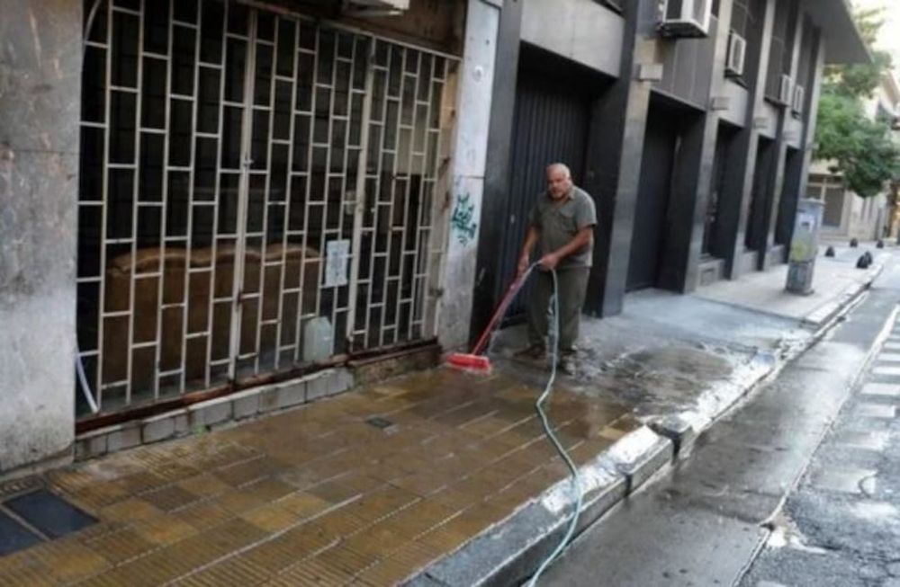 Aumentan las expensas: cuánto debe cobrar un “vigilante nocturno” o un trabajador de la“seguridad privada” (Foto: Clarín)