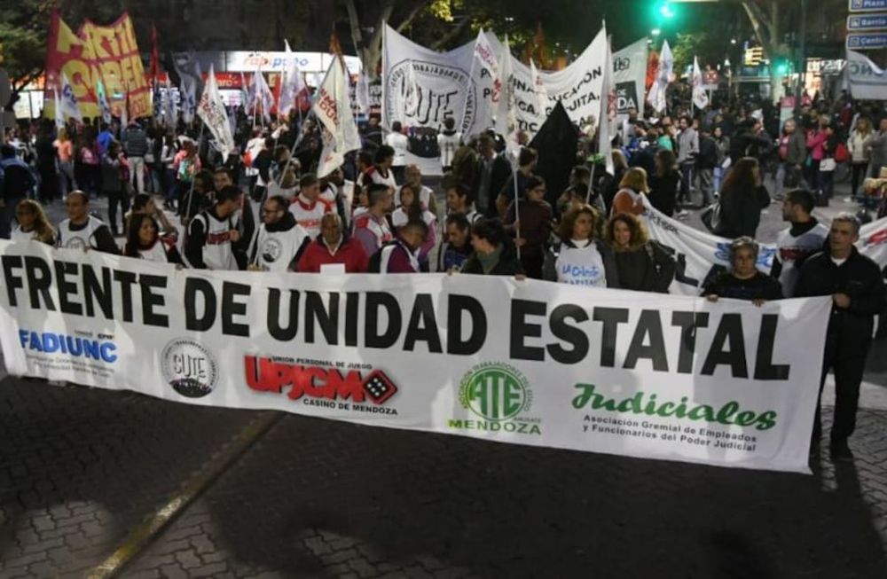 Los gremios estatales juntan fuerzas en un frente común