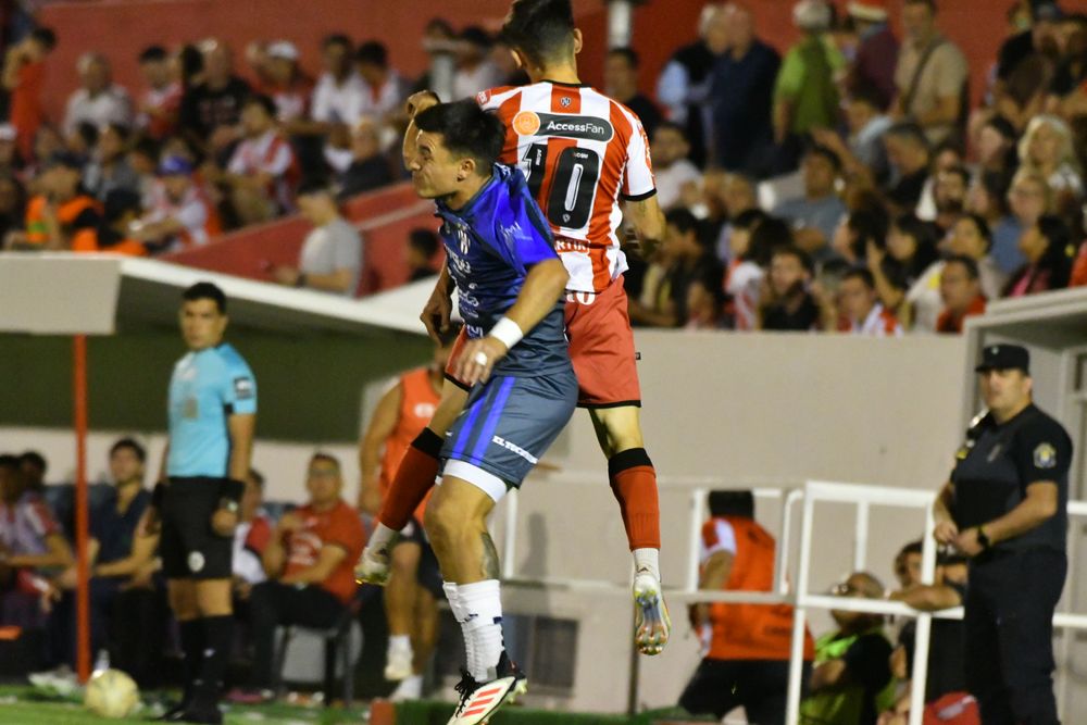 Atl&eacute;tico Club San Mart&iacute;n no pudo en casa