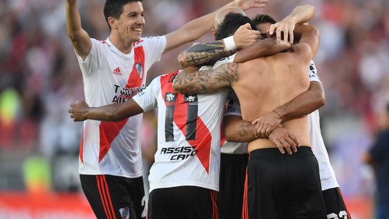 Con un jugador menos, River le ganó a Central Córdoba y es más líder que nunca
