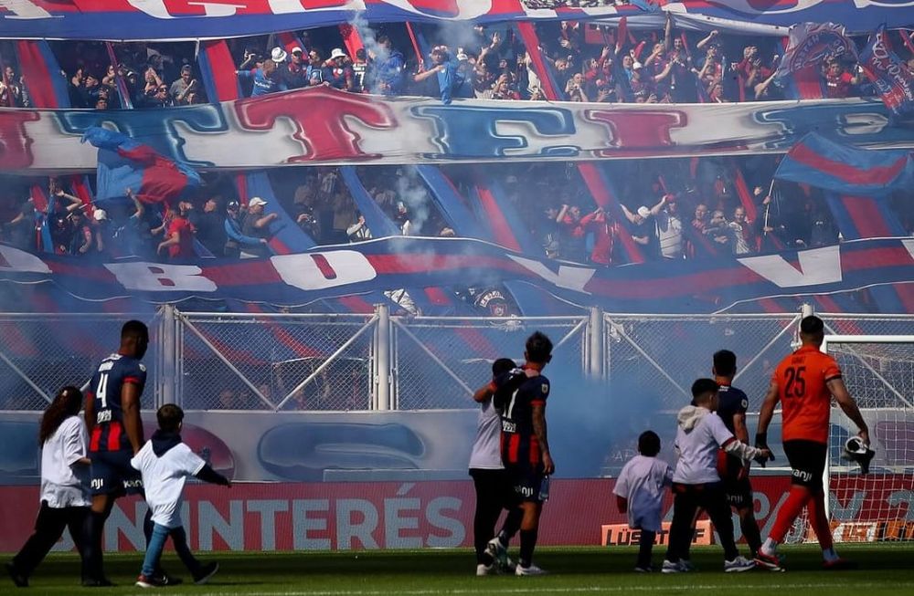 San Lorenzo fue sancionado por CONMEBOL. Foto: @sanlorenzo
