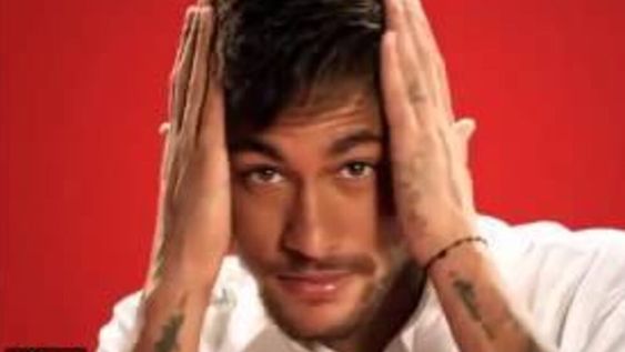 Neymar, a lo Travolta en Fiebre de sábado por la noche