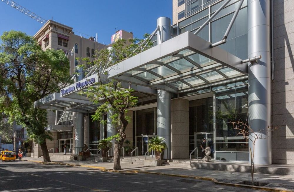 El Sheraton Mendoza Hotel será la sede del primer concurso de vinos Guarda14.