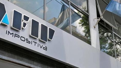 AFIP adelanta el cobro de tres impuestos.