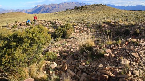 El hallazgo del geoglifo en la zona de los Andes mendocinos se convierte en un descubrimiento arqueológico inédito en la región.