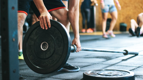 solo 15 minutos: la rutina de entrenamiento ideal para fortalecer todo el cuerpo