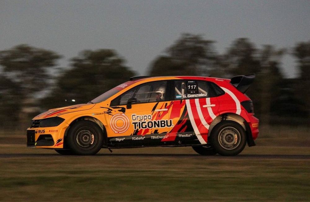Gastón González (Maxi Rally Turbo) y Santiago Baldo (RC2N) lograron la victoria en la primera fecha del CARX en Concepción del Uruguay.