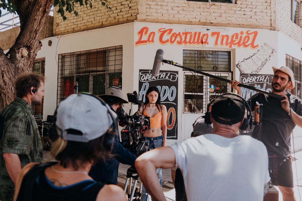 Rodaje en Mendoza de la película La virgen de la tosquera, propiciado por el programa cash rebate.