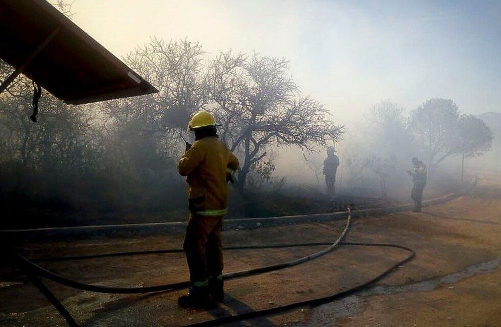 Los mecánicos del Súper TC2000 que colaboran en los incendios