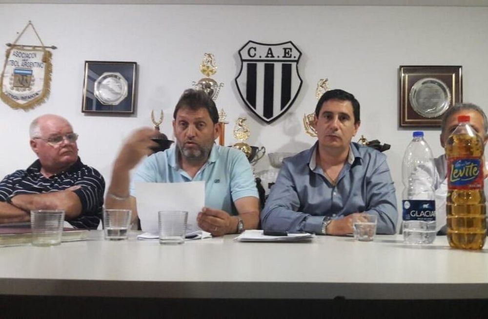 Tras la salida de Diego Martínez a Godoy Cruz, habló el presidente de Estudiantes (BsAs)