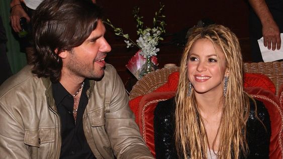 Antonito de la Rúa y Shakira estuvieron 11 años en pareja. Él la demandó en 2012 por millones de dólares.