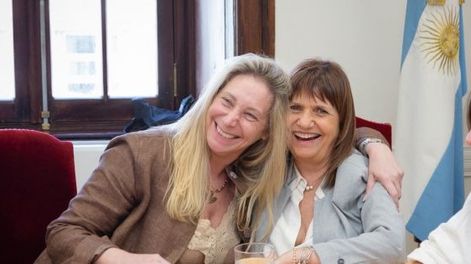 Karina Milei junto a Patricia Bullrich.