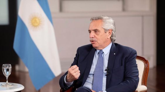 Alberto Fernández en China. (AP)