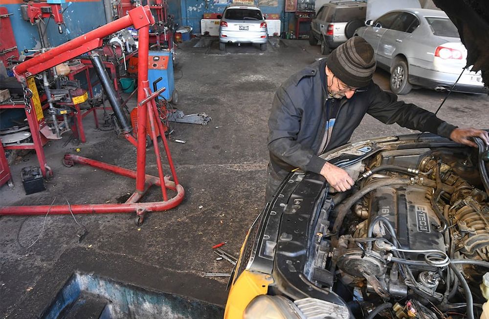 Poner a punto el auto para viajar este año cuesta unos 50.000 pesos.Foto:José Gutierrez / Los Andes