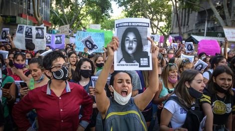 Una nueva marcha en reclamo de justicia por el femicidio de Florencia Romano se llevará a cabo este martes en Mendoza. / Nicolás Ríos