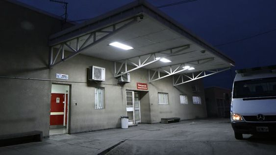 Laura Giordano llegó a la guardia del hospital Carrillo ya sin signos vitales y los médicos a informaron que presentaba una muerte dudosa. - Los Andes