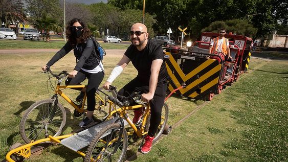 El sistema de transporte es único en Latinoamérica. Se trata de una forma de realizar turismo sustentable y ecológico en familia. Foto: Ignacio Blanco / Los Andes