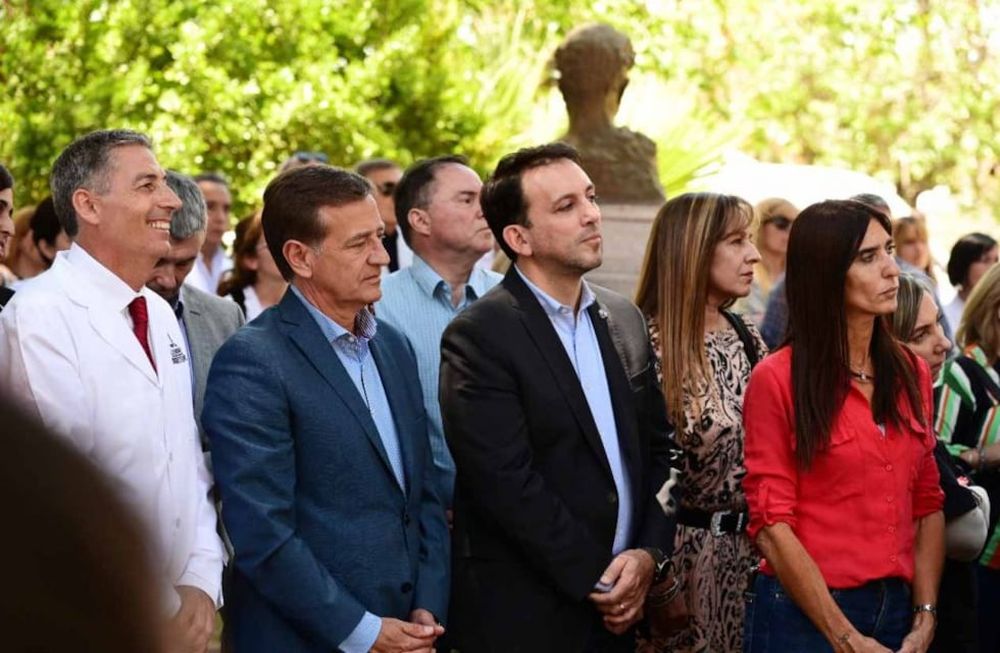 El Hospital Lencinas celebró sus 100 años y se anunciaron importantes obras