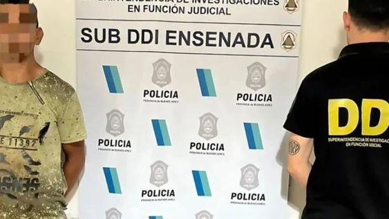 Cargos en su contra: abuso sexual gravemente ultrajante por ser cometido contra una menor de edad aprovechándose de la convivencia preexistente.