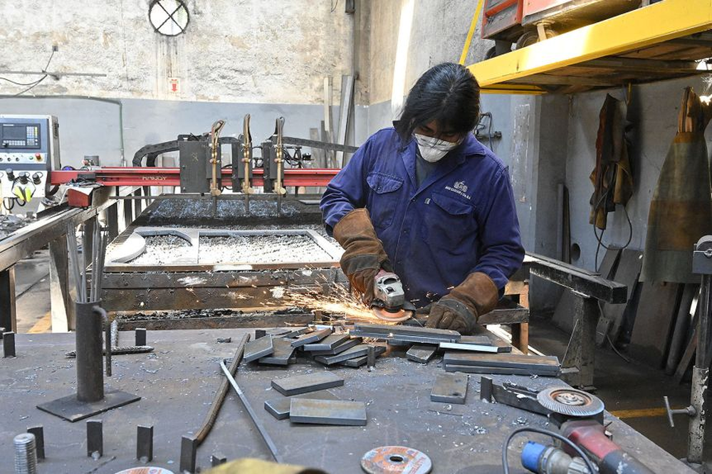 Empleo: el crecimiento por sectores es acotado y la mayoría de las provincias pierde